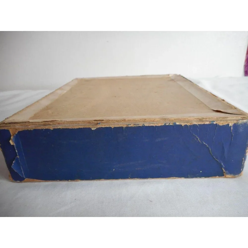 Antique 1930s 1940s Vintage Humpty Dumpty Box